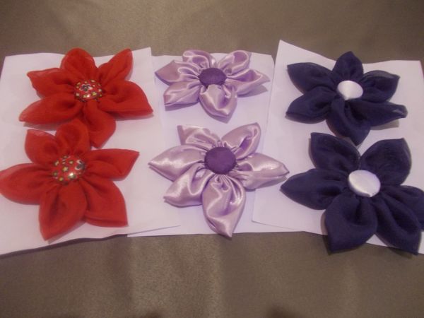 broche flor de fuxico o par